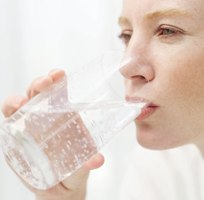 woman drink diet aid